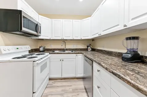142 Norwich F West Palm Beach FL 33417