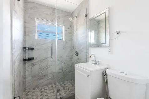 323 NW 21st Avenue Miami FL 33125