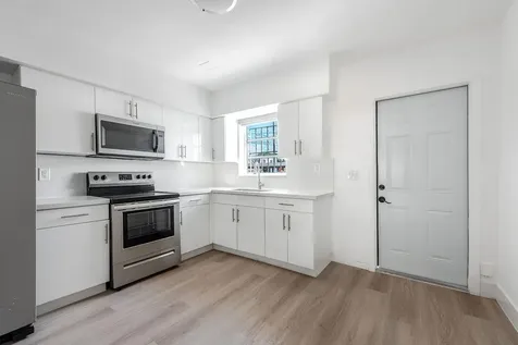 323 NW 21st Avenue Miami FL 33125