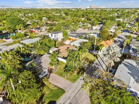 1401 Ne 14th Street Fort Lauderdale FL 33304