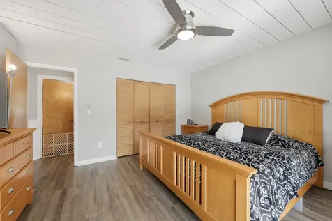 898 Se Evergreen Terrace Port Saint Lucie FL 34983