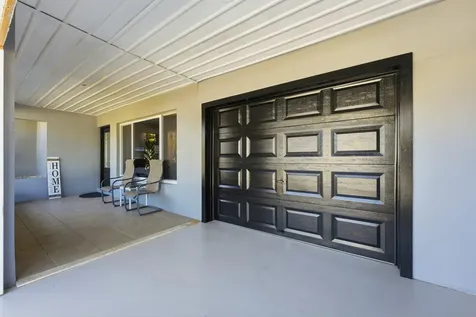 898 Se Evergreen Terrace Port Saint Lucie FL 34983
