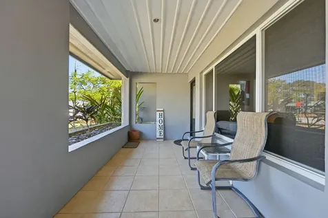 898 Se Evergreen Terrace Port Saint Lucie FL 34983