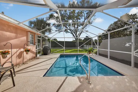 4238 Royal Oak Drive Palm Beach Gardens FL 33410