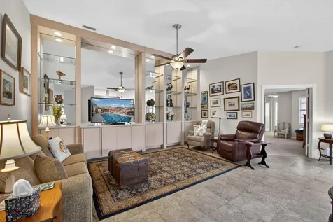 4238 Royal Oak Drive Palm Beach Gardens FL 33410