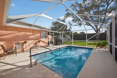 4238 Royal Oak Drive Palm Beach Gardens FL 33410