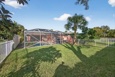 4238 Royal Oak Drive Palm Beach Gardens FL 33410
