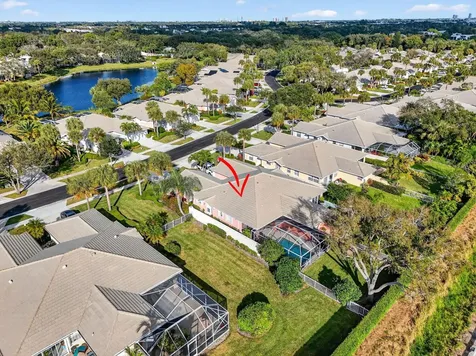 4238 Royal Oak Drive Palm Beach Gardens FL 33410