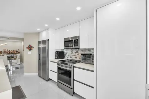 550 S Ocean Boulevard Boca Raton FL 33432