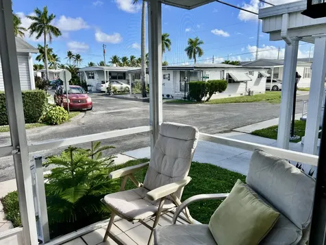 1552 S 33rd Road Hollywood FL 33021