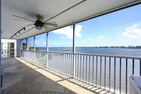 100 Waterway Drive Lantana FL 33462