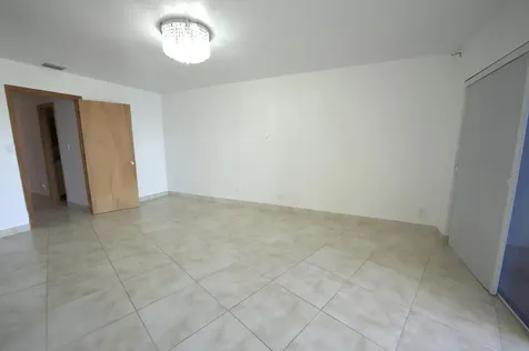 100 Waterway Drive Lantana FL 33462