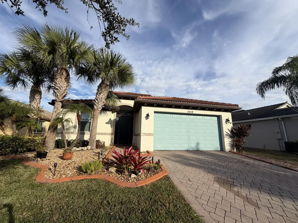 11908 SW Crestwood Circle Port Saint Lucie FL 34987