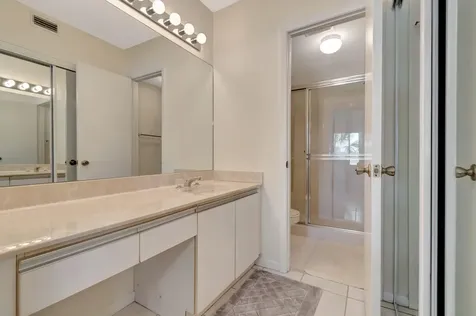 280 Nw 67th Street Boca Raton FL 33487