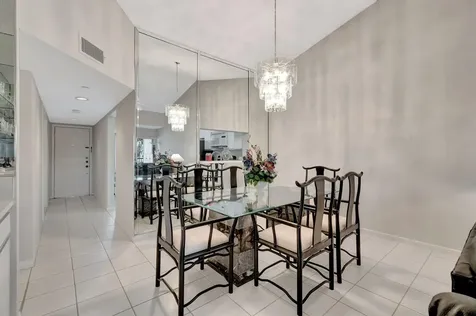 280 Nw 67th Street Boca Raton FL 33487