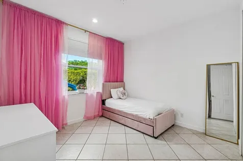 9641 Parkview Avenue Boca Raton FL 33428