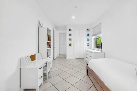 9641 Parkview Avenue Boca Raton FL 33428