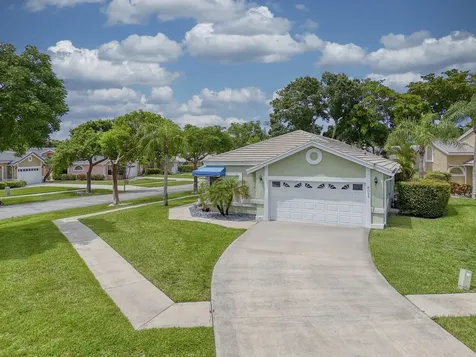 8095 Burlington Court Lake Worth FL 33467