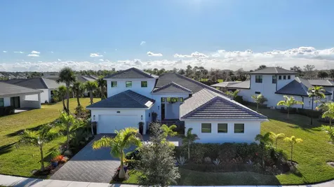 11460 SW Pietra Way Port Saint Lucie FL 34987