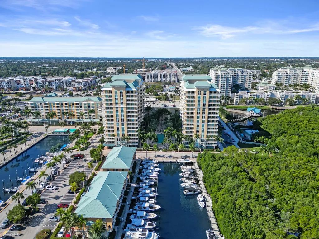 625 Casa Loma Boulevard Boynton Beach FL 33435