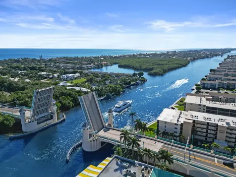 625 Casa Loma Boulevard Boynton Beach FL 33435