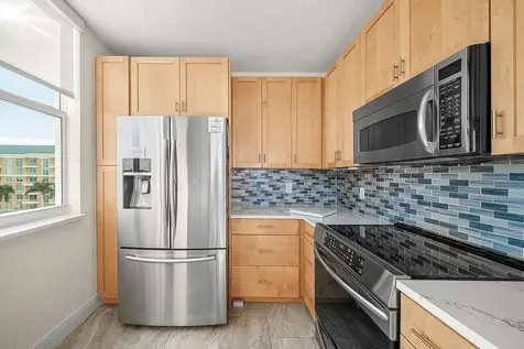 625 Casa Loma Boulevard Boynton Beach FL 33435