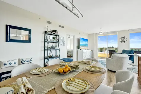 625 Casa Loma Boulevard Boynton Beach FL 33435