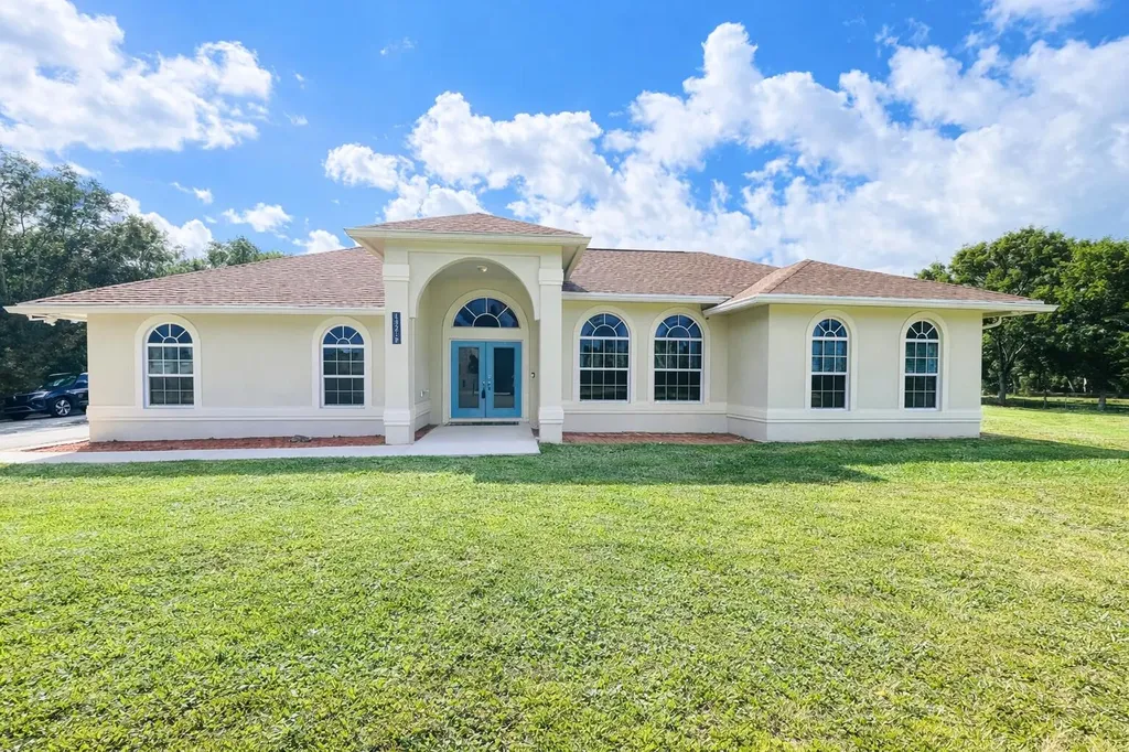 13218 86th Road Loxahatchee FL 33470