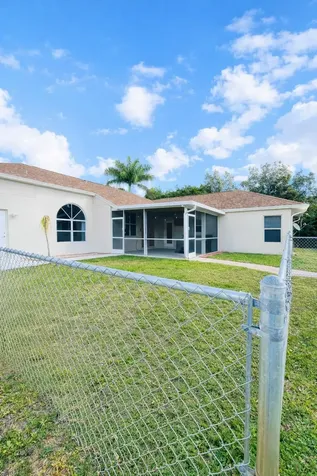 13218 86th Road Loxahatchee FL 33470