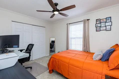 1292 Sw Bellevue Avenue Port Saint Lucie FL 34953