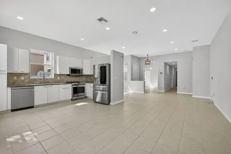 1475 Running Oak Lane Royal Palm Beach FL 33411