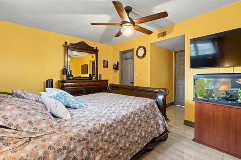 1400 Tallwood Avenue Hollywood FL 33021