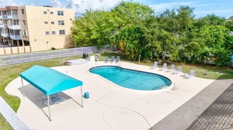 1400 Tallwood Avenue Hollywood FL 33021