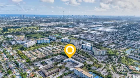 1400 Tallwood Avenue Hollywood FL 33021