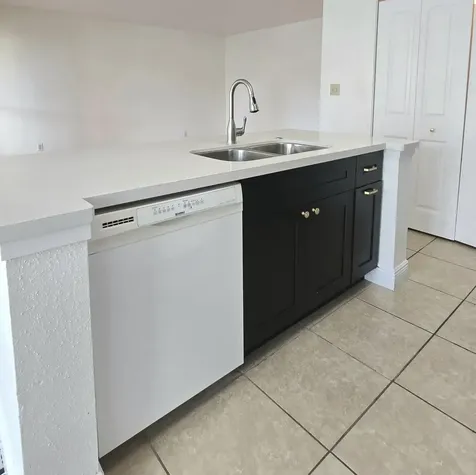 977 Riverside Drive Coral Springs FL 33071