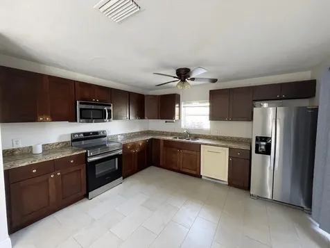 6411 96th Place Boynton Beach FL 33437