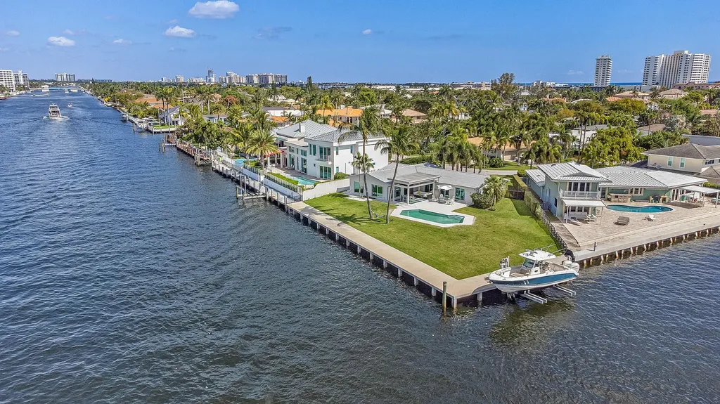 35 Castle Harbor Island Fort Lauderdale FL 33308