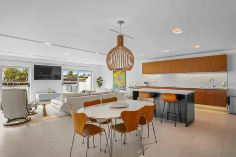 35 Castle Harbor Island Fort Lauderdale FL 33308