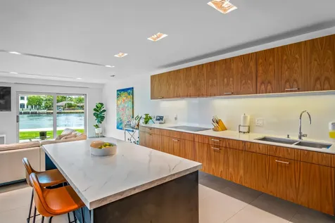 35 Castle Harbor Island Fort Lauderdale FL 33308