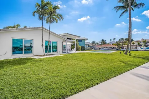 35 Castle Harbor Island Fort Lauderdale FL 33308