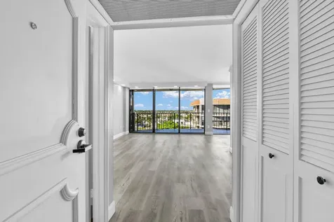 859 Jeffery Street Boca Raton FL 33487