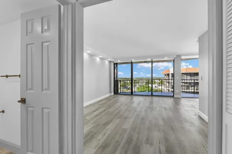 859 Jeffery Street Boca Raton FL 33487