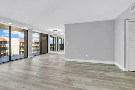 859 Jeffery Street Boca Raton FL 33487