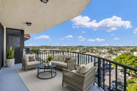 859 Jeffery Street Boca Raton FL 33487