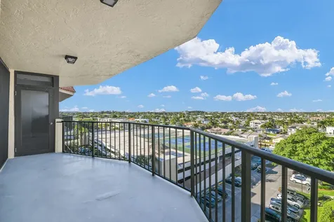 859 Jeffery Street Boca Raton FL 33487