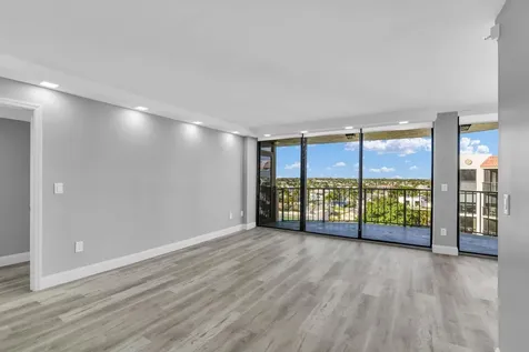 859 Jeffery Street Boca Raton FL 33487
