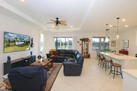 8881 Sw Breve Way Port Saint Lucie FL 34987