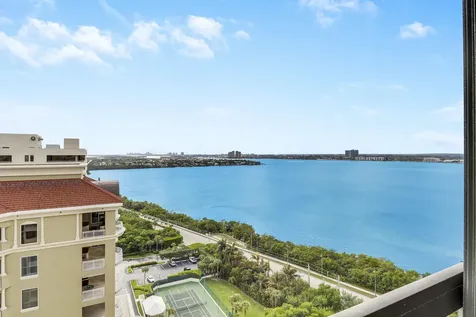 5380 N Ocean Drive Singer Island FL 33404