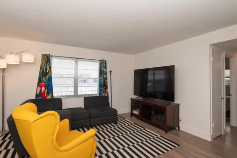 401 N J Street Lake Worth Beach FL 33460