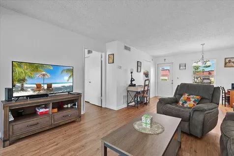 884 Worcester Lane Lake Worth FL 33467